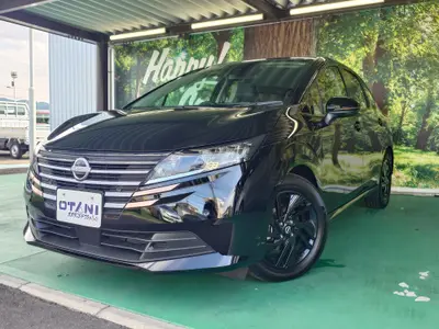 日産ノート 日産 ノート X 90THアニバーサリー ｺｰﾅｰｾﾝｻｰ・USB電源・ふらつき警報