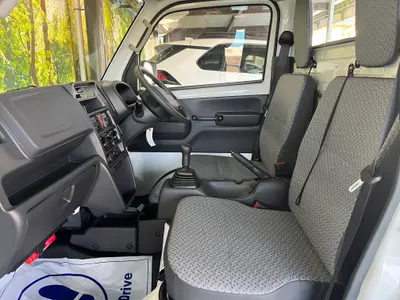 日産 クリッパートラック DX 2WD 5MT ｷｰﾚｽ・ﾏﾆｭｱﾙｴｱｺﾝ 未使用車 | 南