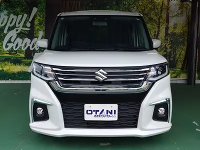 スズキ ソリオ HYBRID MZ 両側電動ｽﾗｲﾄﾞﾄﾞｱ・天井ｻｰｷｭﾚｰﾀｰ・ｼｰﾄﾋｰﾀｰ