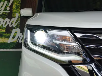 スズキ ソリオ HYBRID MZ 両側電動ｽﾗｲﾄﾞﾄﾞｱ・天井ｻｰｷｭﾚｰﾀｰ・ｼｰﾄﾋｰﾀｰ