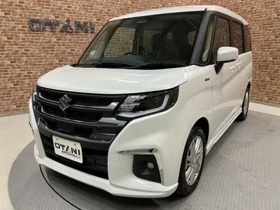 スズキ ソリオ HYBRID MZ 両側電動ｽﾗｲﾄﾞﾄﾞｱ・ｼｰﾄﾋｰﾀｰ・後席ｻﾝｼｪｰﾄﾞ